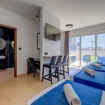 Bayside A Apartman San Ġiljan